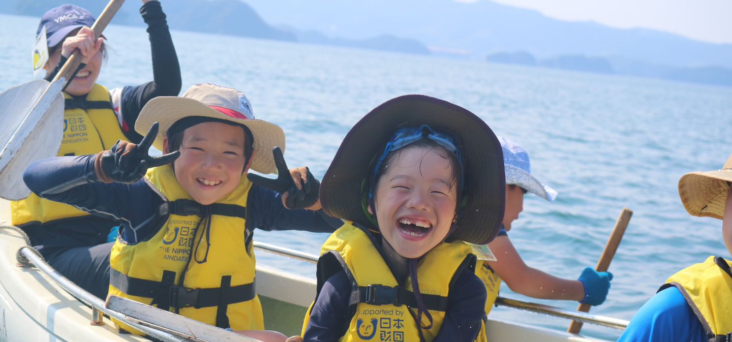 小学生：海のキャンプ